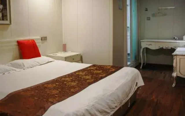 Xuzhou Kelaishu Hotel (Pengzuyuan Branch, Central Hospital)
