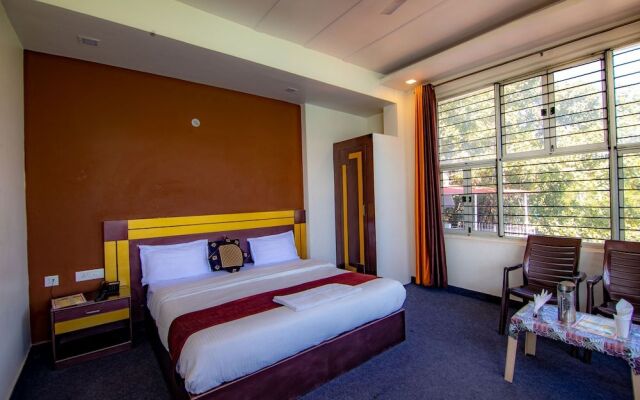 Shanti Residency - Ganga View