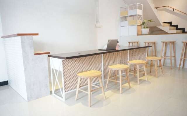 Lantai Dua Jogja - Hostel
