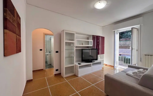 Inviting 1-bedroom flat with Balcony