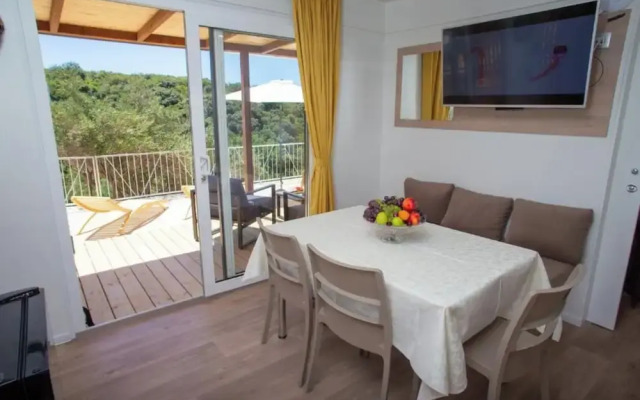 Lastura Mobile Homes