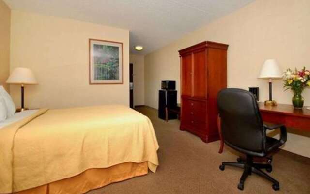 Danville Quality Inn & Suites
