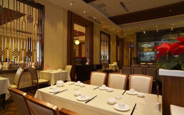 Lijiang Hotel