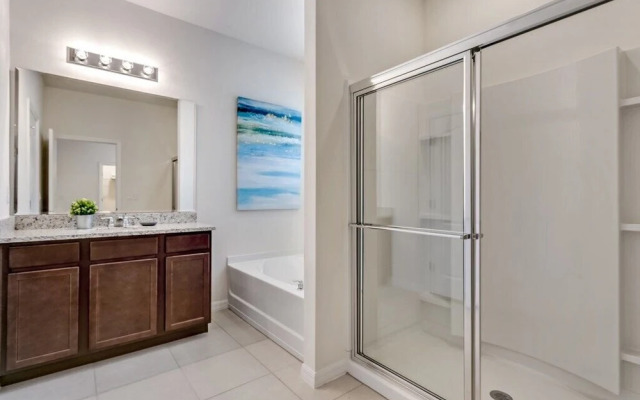 Oakwood Street Villa Solterra 1