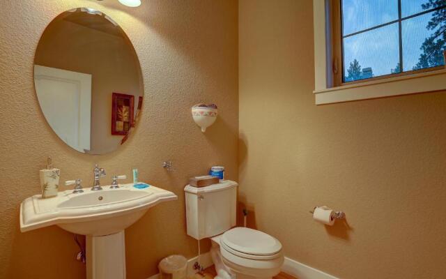 Big Pine-Ac-3Br/2.5Ba