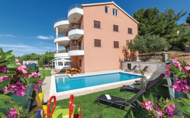 Awesome Home in Solin with WiFi, 8 Bedrooms & Hot Tub