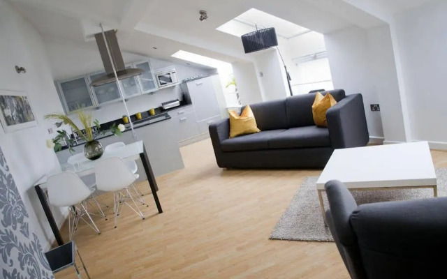 Regent House Executive Apartments