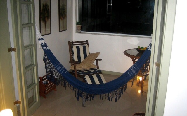 47 Rua Teixeira De Melo