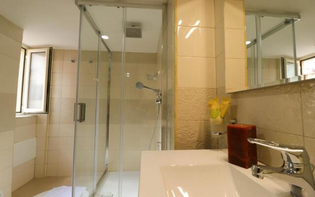 Ginevra’s Apartment