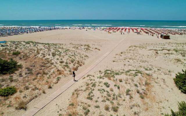 Club Del Sole Viareggio Family Collection