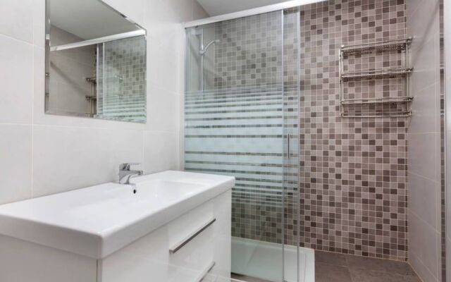 Akira Flats Fira Gran Via Barcelona