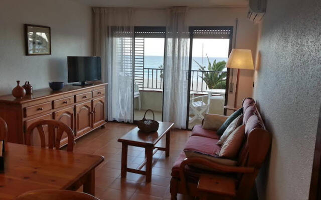 Apartaments Primera Linea Torre Valentina