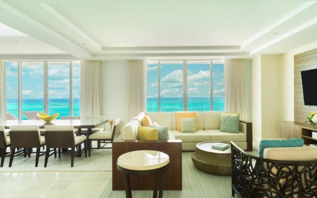 The Ritz-Carlton Residences, Turks & Caicos