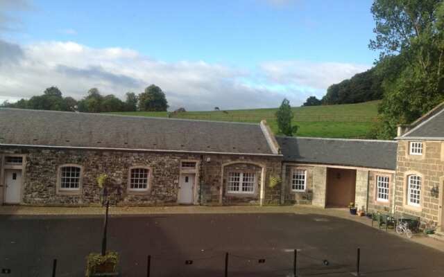 Rural Retreat 2 Miles From Perth, Pets Welcome