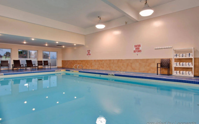 Comfort Inn & Suites