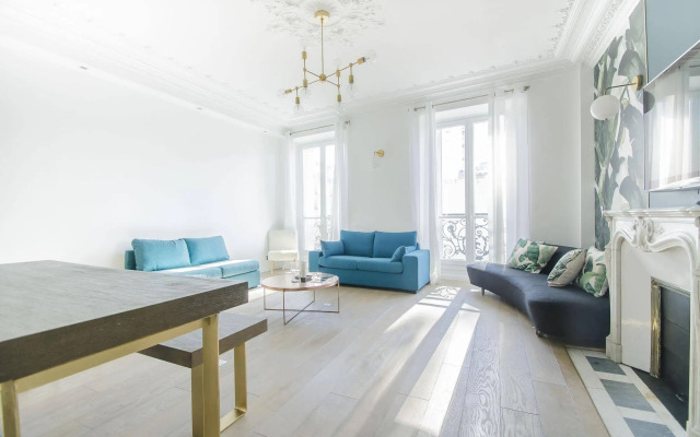 Luxury apartment in Opera - The Louvre