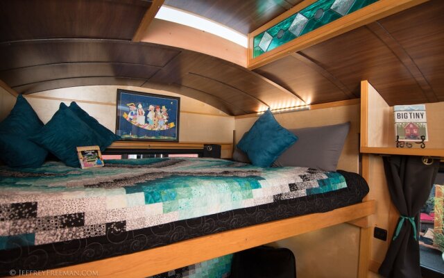 Caravan- The Tiny House Hotel