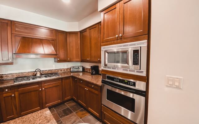 Lone Eagle 3000 by SummitCove Vacation Lodging