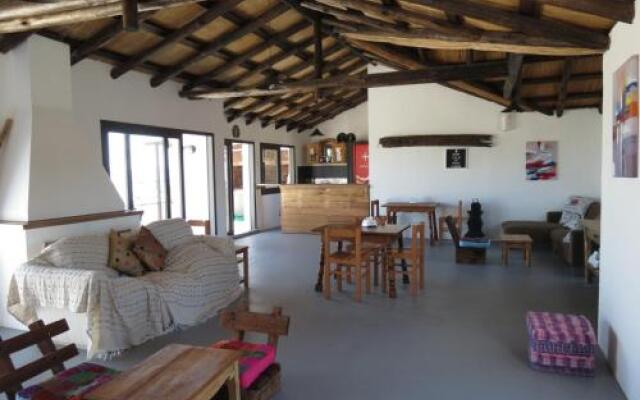 Lobo Hostel