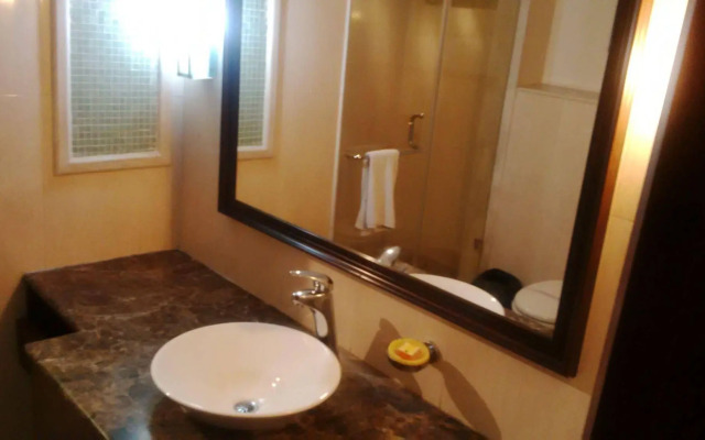 The Golden Palms Hotel And Spa