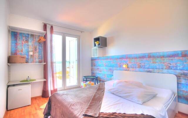 Room in Guest Room - Plava Laguna Bed and Breakfast