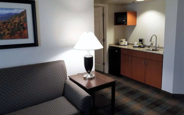 Spark by Hilton Greensboro