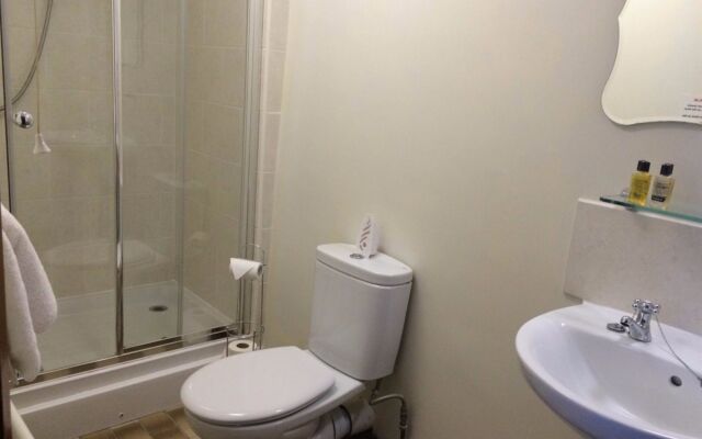 The Fox & Hounds Inn