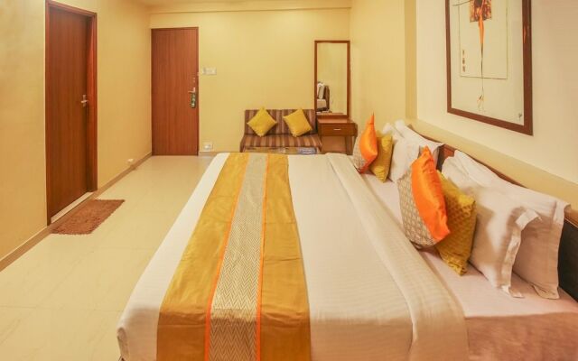 OYO 703 Hotel Shahi Palace