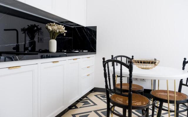 Villa Aurelia Suites and Apartments