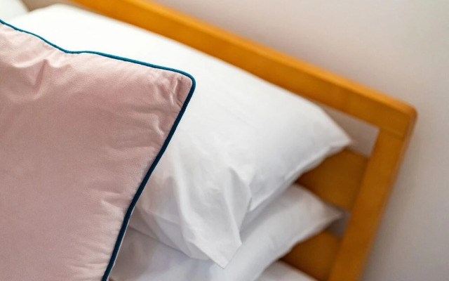 The Jam - Cunningly Good Cunningham Street Apartment