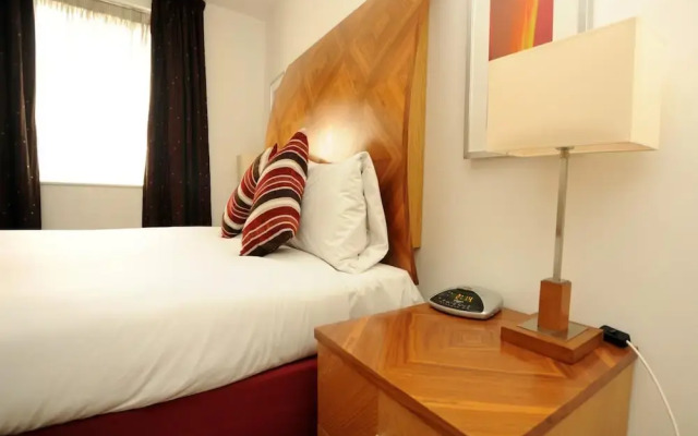 PREMIER SUITES Birmingham