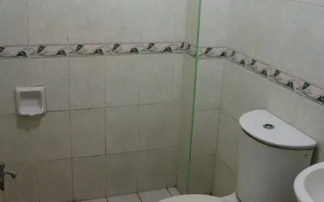 U & Me Apartelle Inn