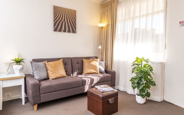 Ocean Sunset Glenelg Central Studio Apt