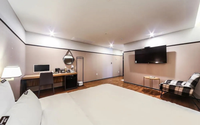 Dynamic Guesthouse