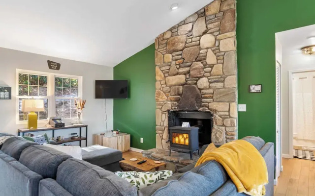 Blissful Bungalow By Avantstay Adventure Escape