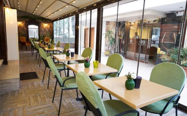 Mira Otel Alsancak