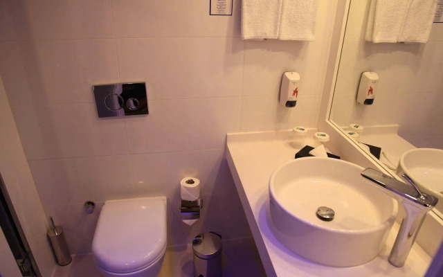 Liv City Hotels