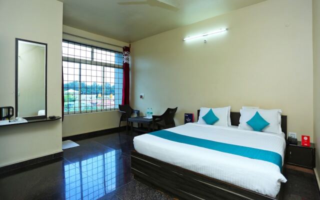 OYO 9262 Recluse Premiere Hotel