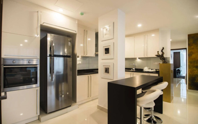 Platinum One Suites