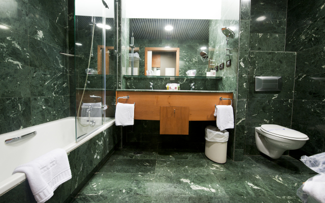 Gran Hotel Lakua