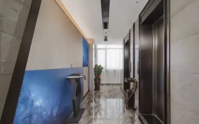 Kyriad Marvelous Hotel