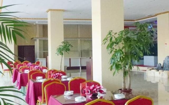 Yinyu Sea Spray Suites Hotel