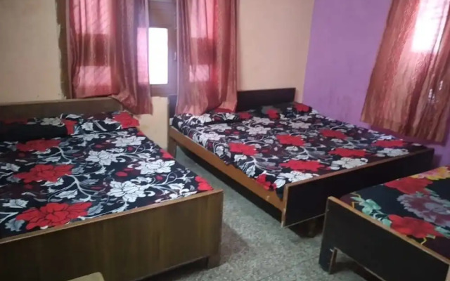 Goroomgo Gayatri Guest House Haridwar