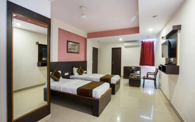 OYO 410 Hotel Lily Bay Inn