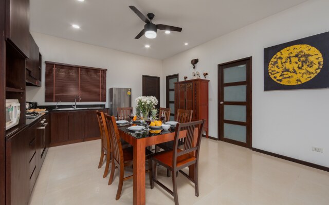 Niche Villas by TropicLook