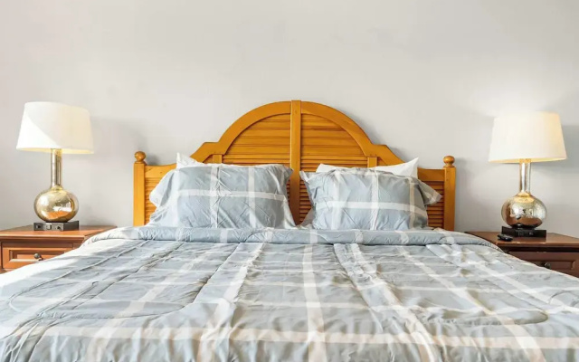 Waterview Oasis Stay for 4