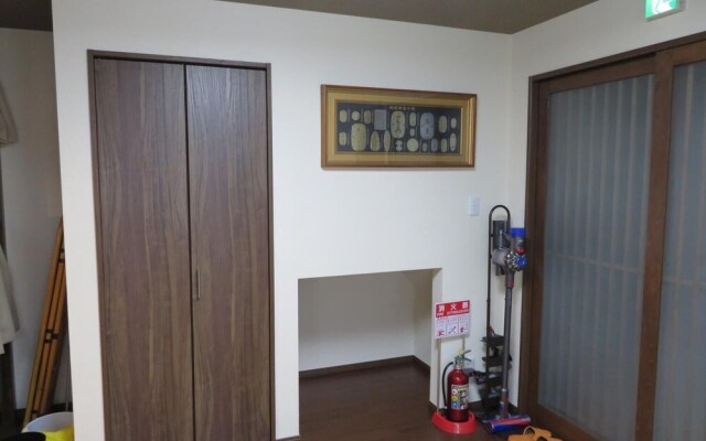 Azalea - Hostel