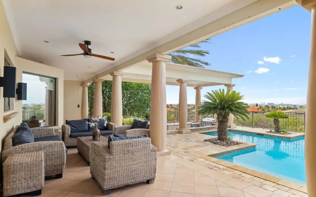 Exclusive Golf Villa Close 2 Beach Private Pool
