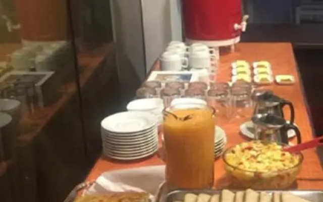 Copacabana Hostal