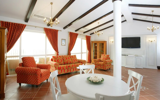 Arcadia Hotel - Marina Regia Residence